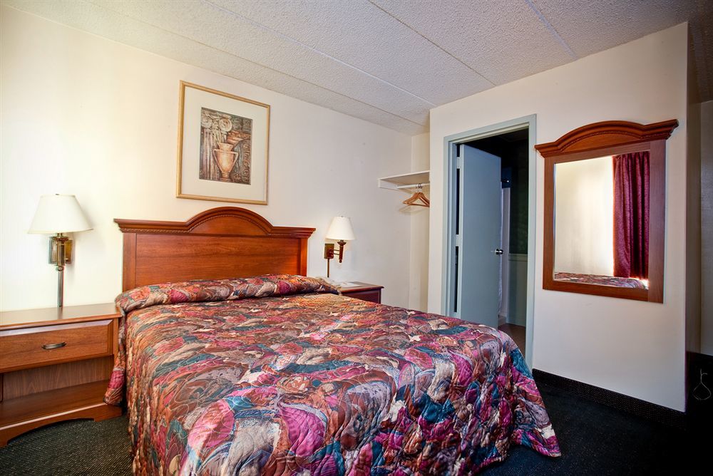 Inns Of Virginia Falls Church Exterior photo